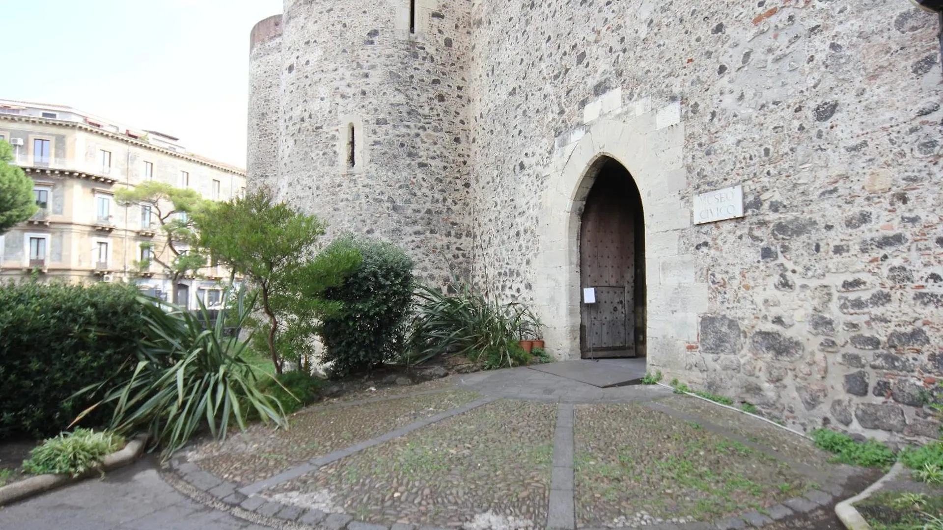 Casa Sveva, Una Finestra Sulla Storia Catania Apartment