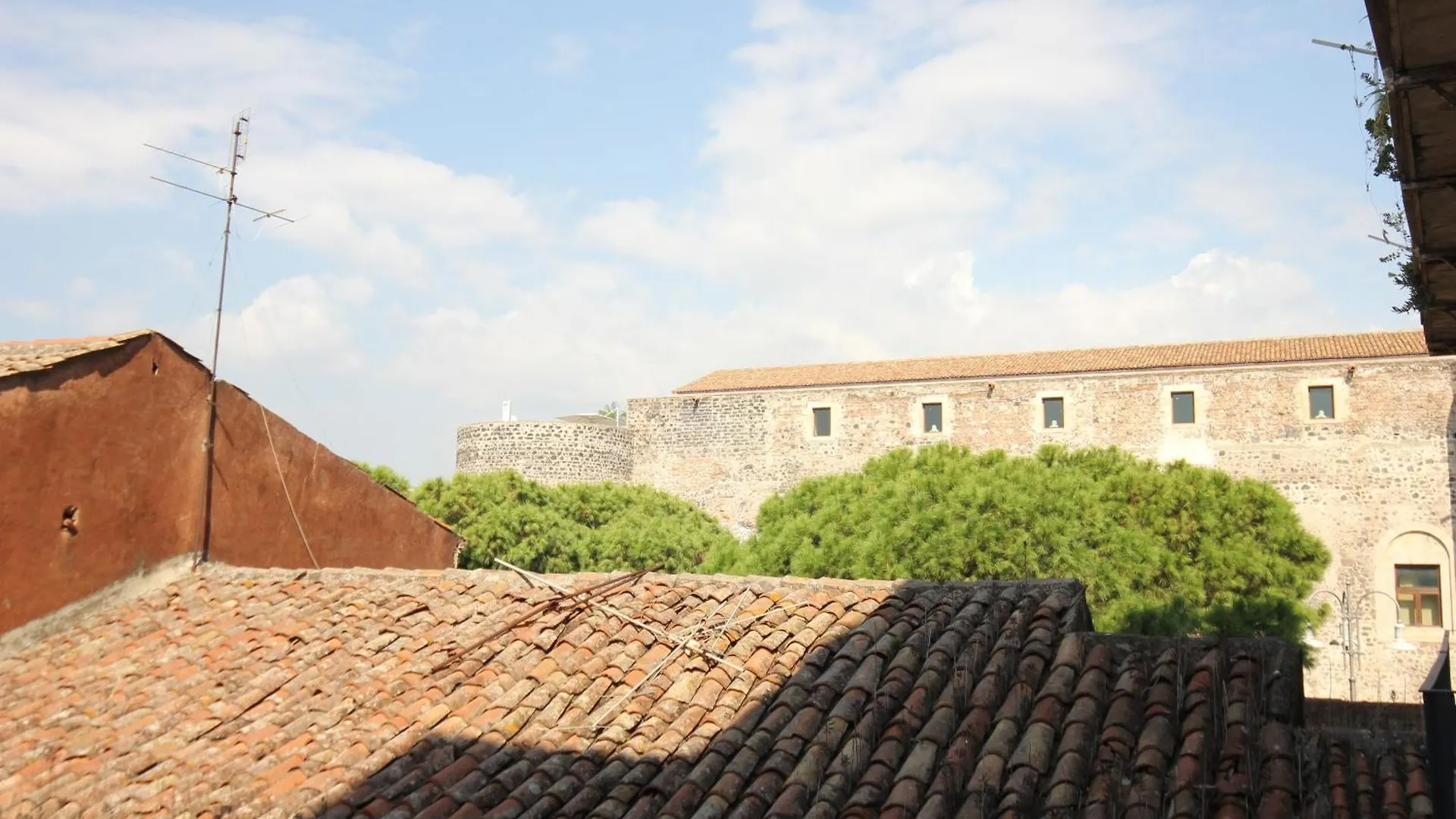 Casa Sveva, Una Finestra Sulla Storia Catania Apartment